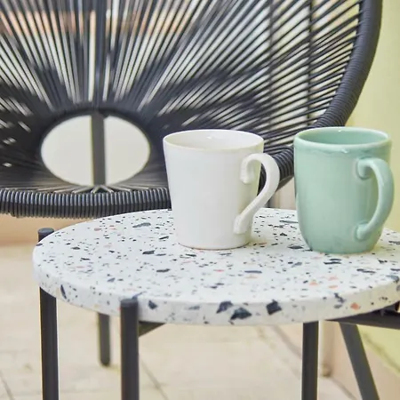 Light With Amazing Balcony, By Timecooler Apartment