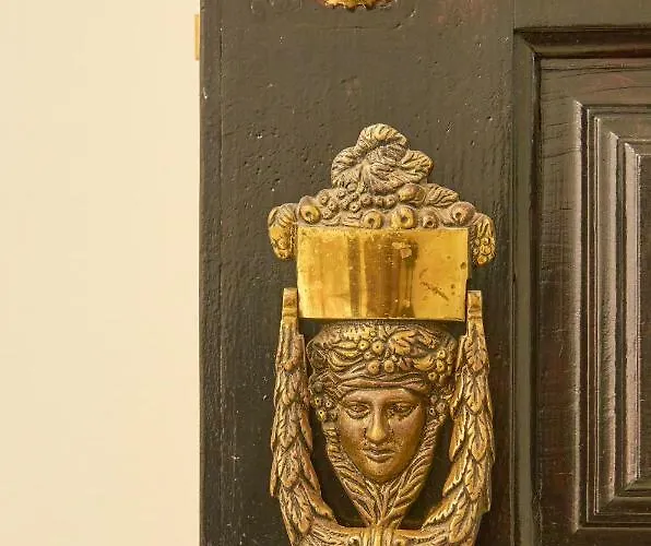 Light With Amazing Balcony, By Timecooler 公寓 *