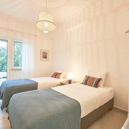 Light With Amazing Balcony, By Timecooler Apartament Lizbona